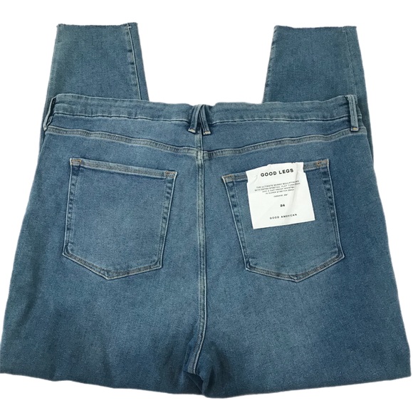 Good American Medium-Light Wash Good legs - Picture 5 of 10